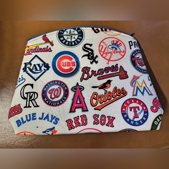MLB Tradition Cotton Clutch/Makeup Bag - Picture 1 of 8